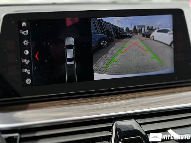 BMW 530e 42 interauto-car