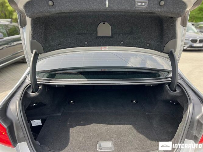 BMW 530e 49 interauto-car