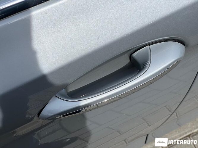 BMW 530e 35 interauto-car