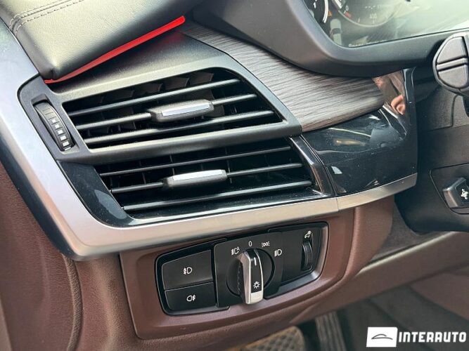 BMW X5 4.0e 63 interauto-car