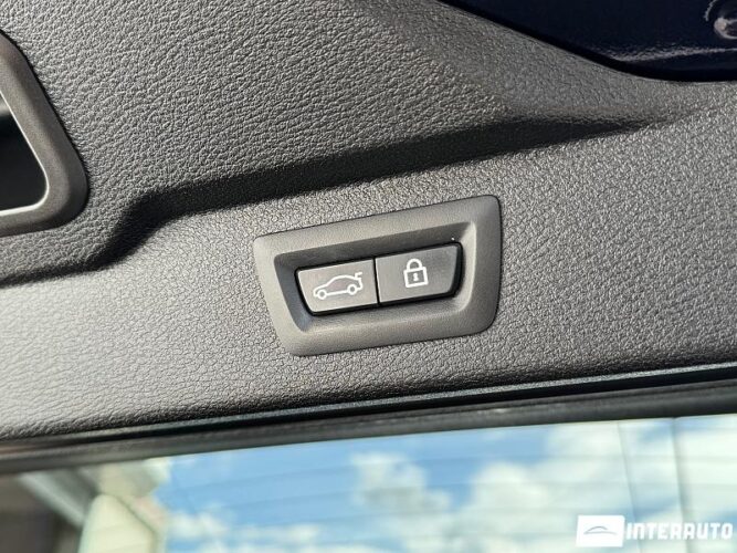 BMW X5 4.0e 57 interauto-car