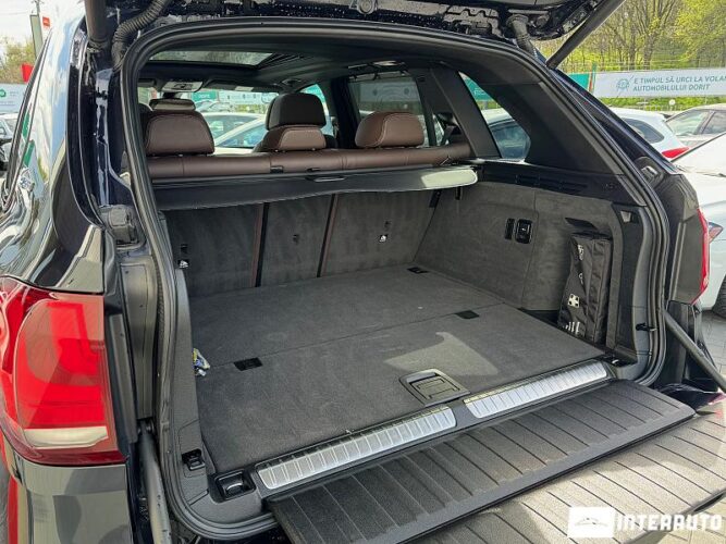 BMW X5 4.0e 56 interauto-car