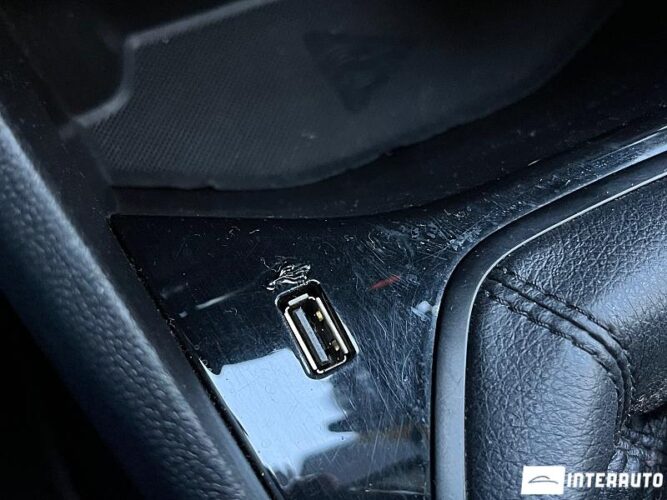 Ford Fiesta 43 interauto-car