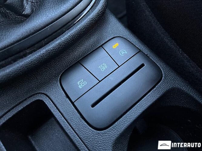 Ford Fiesta 42 interauto-car