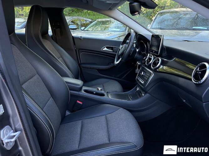 Mercedes CLA 180d 46 interauto-car