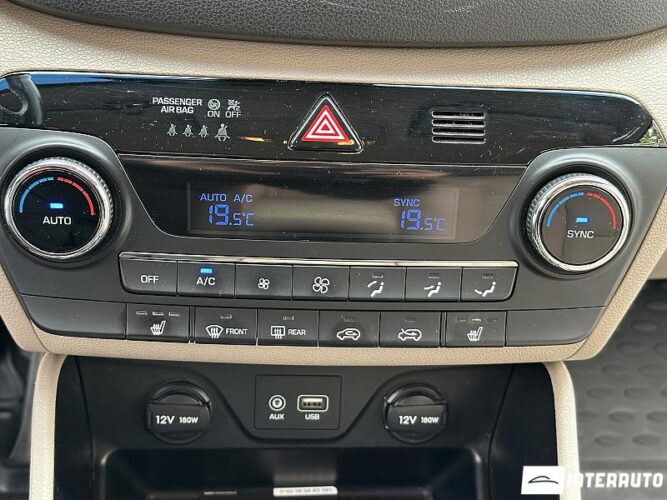 Hyundai Tucson 37 interauto-car