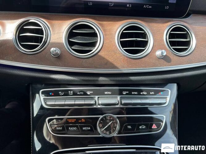 Mercedes E 300 41 interauto-car