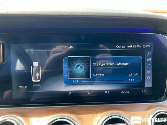 Mercedes E 300 39 interauto-car