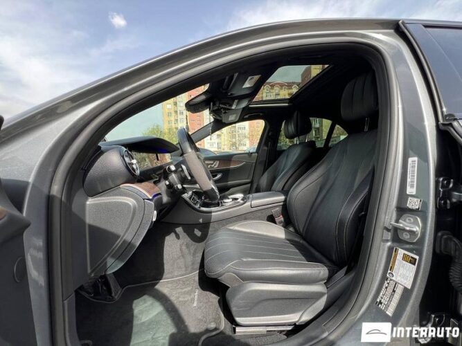 Mercedes E 300 35 interauto-car