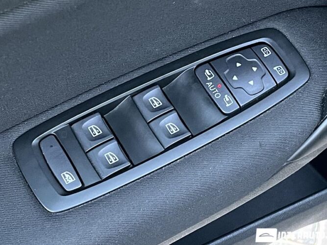 Renault Megane 38 interauto-car