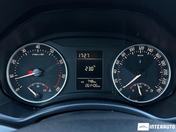 Skoda Octavia 37 interauto-car