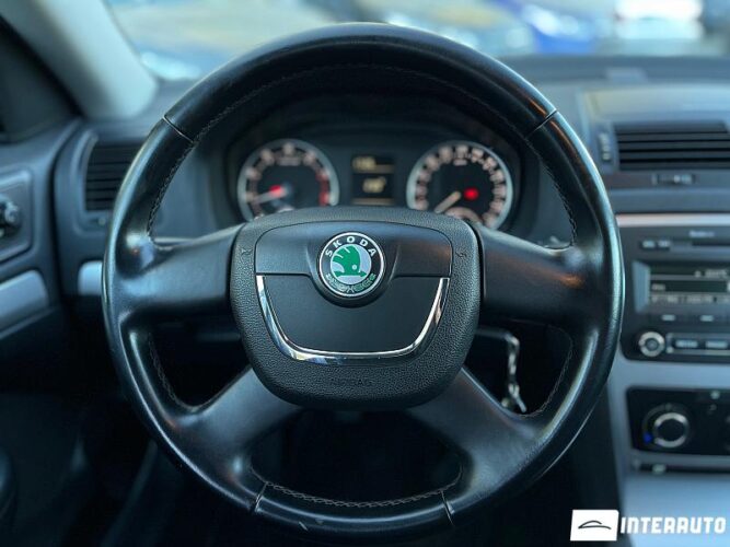 Skoda Octavia 36 interauto-car