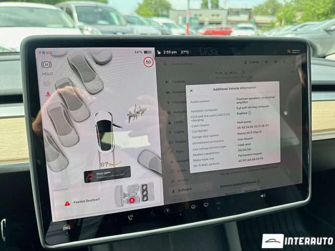 Tesla Model 3 43 interauto-car