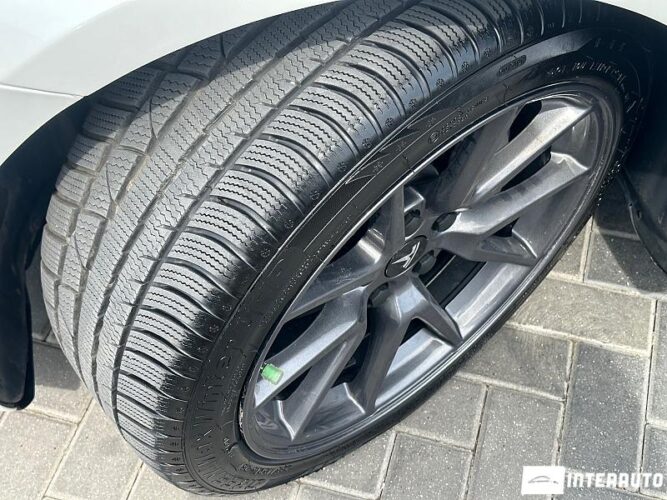 Tesla Model 3 53 interauto-car