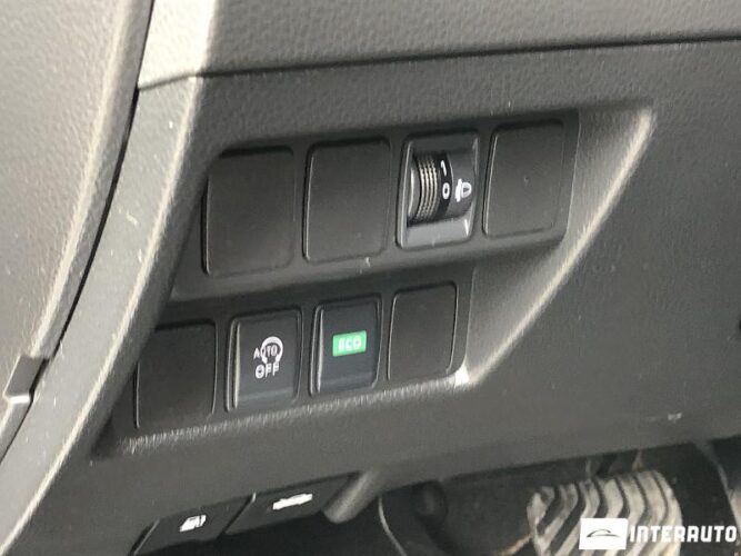 Nissan Qashqai 39 interauto-car