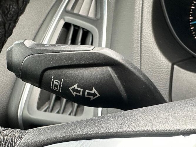 Ford Focus 44 interauto-car