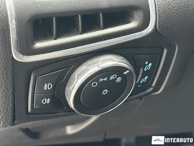 Ford Focus 45 interauto-car