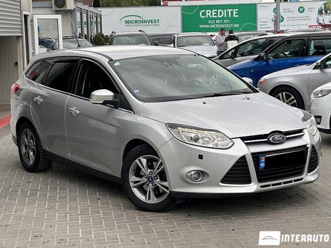 Ford Focus 35 interauto-car