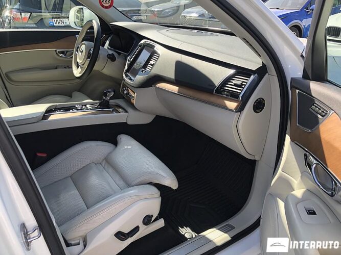 Volvo XC 90 41 interauto-car