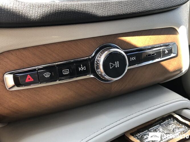 Volvo XC 90 39 interauto-car