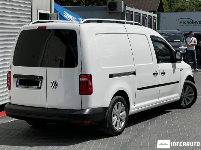 Volkswagen Caddy Maxi 31 interauto-car