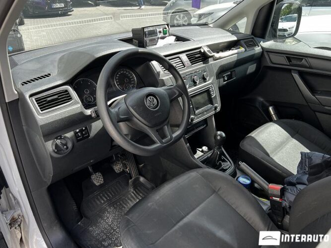 Volkswagen Caddy Maxi 33 interauto-car