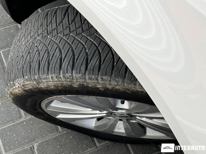 Volkswagen Caddy Maxi 43 interauto-car