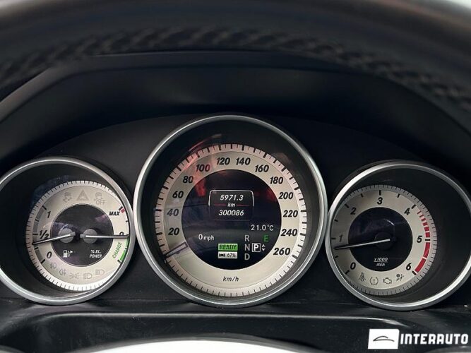 Mercedes E 300h 36 interauto-car