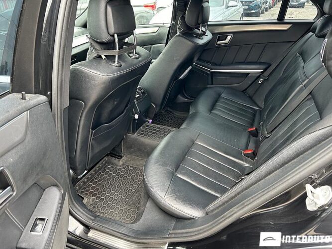 Mercedes E 300h 41 interauto-car