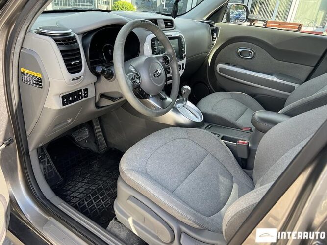 Kia Soul 37 interauto-car
