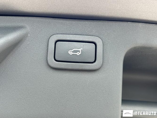 Land Rover Discovery Sport 51 interauto-car