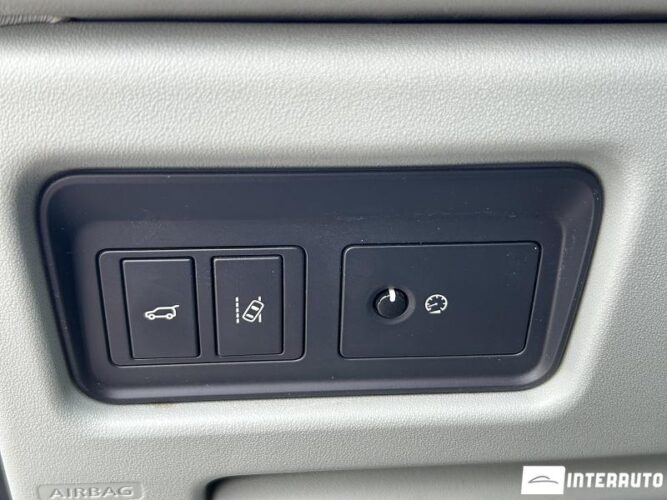 Land Rover Discovery Sport 41 interauto-car