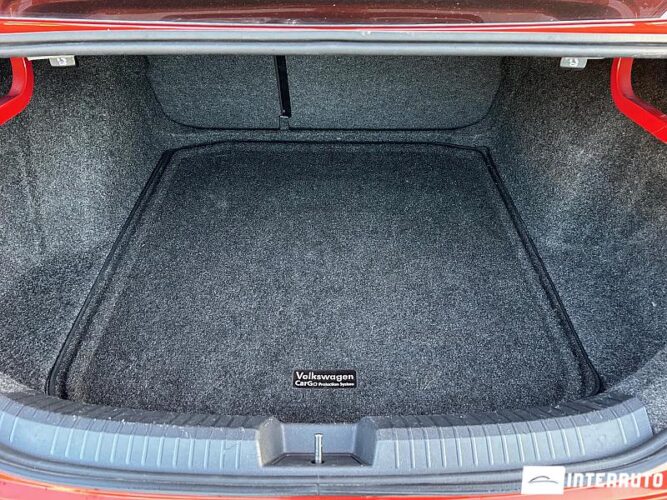 Volkswagen Jetta 50 interauto-car