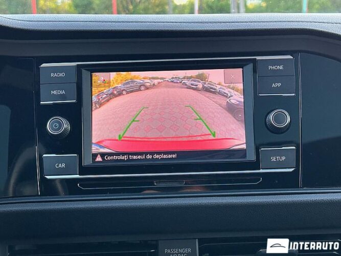 Volkswagen Jetta 43 interauto-car