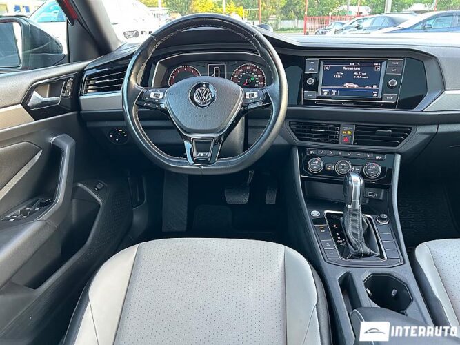 Volkswagen Jetta 38 interauto-car