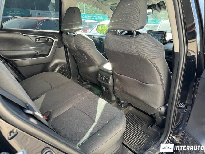 Toyota Rav-4 47 interauto-car