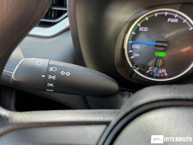 Toyota Rav-4 44 interauto-car