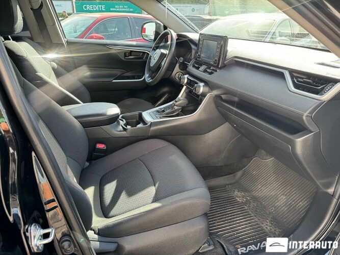 Toyota Rav-4 36 interauto-car