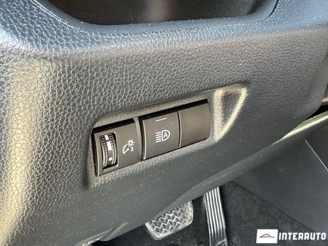 Toyota Rav-4 45 interauto-car