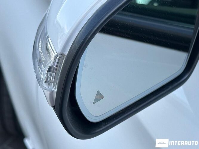 Mercedes C 300 53 interauto-car