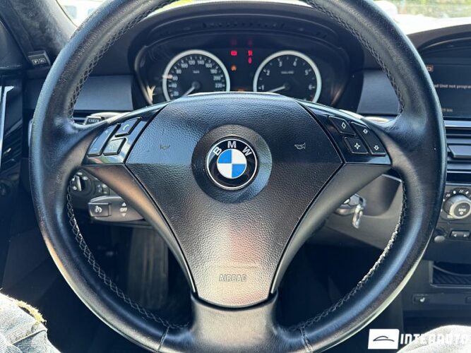 BMW 520 42 interauto-car