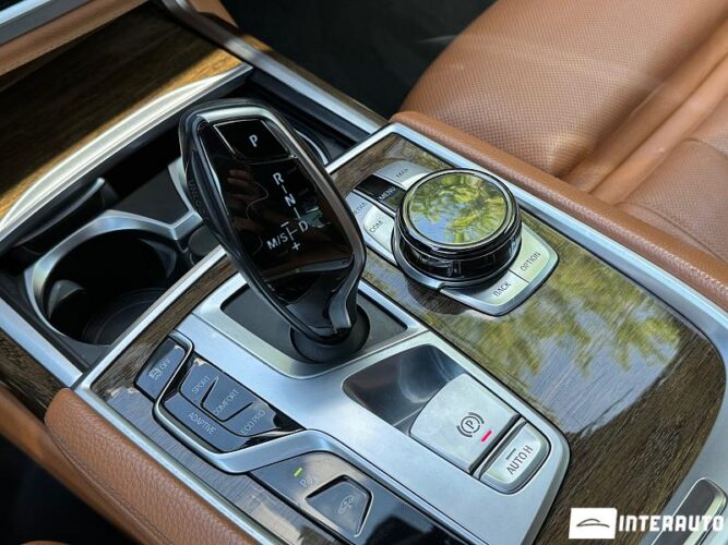 BMW 740 57 interauto-car