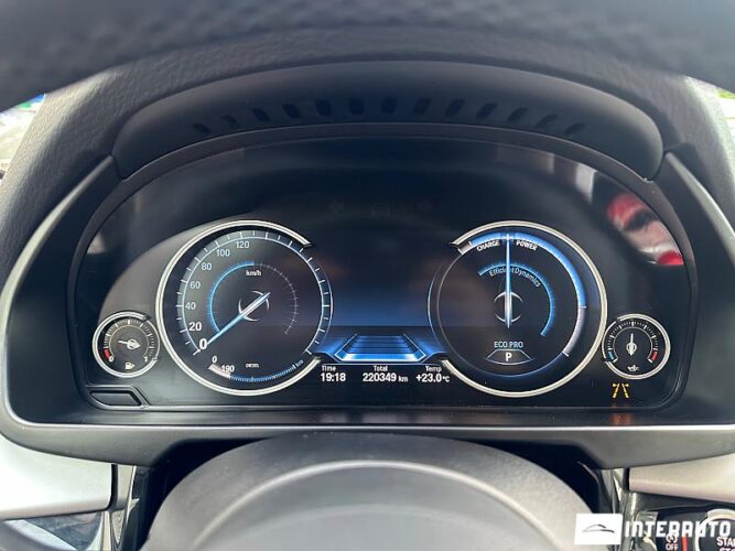 BMW X5 2.5D 41 interauto-car