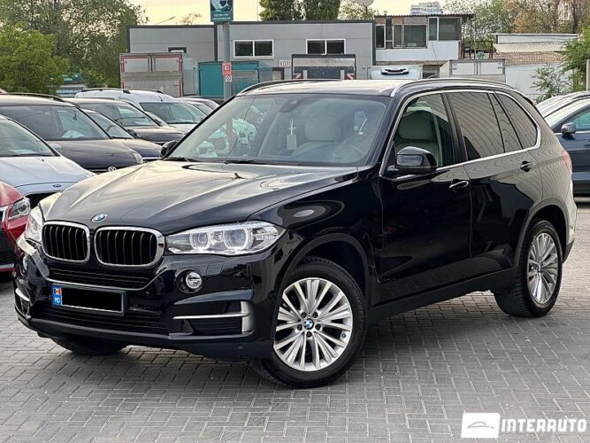 BMW X5 2.5D 31 interauto-car