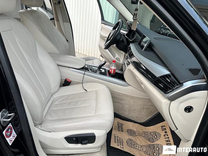 BMW X5 2.5D 37 interauto-car