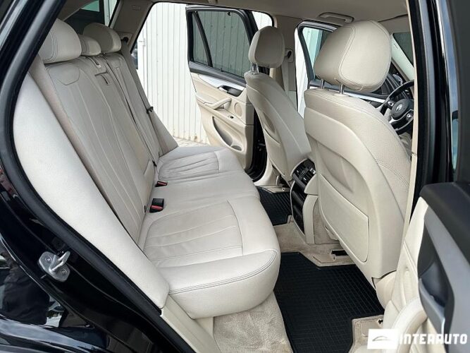 BMW X5 2.5D 38 interauto-car