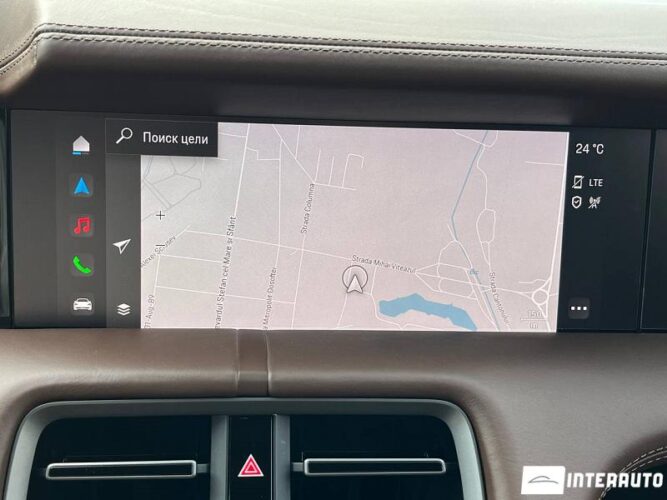 Porsche Taycan Turbo S 52 interauto-car