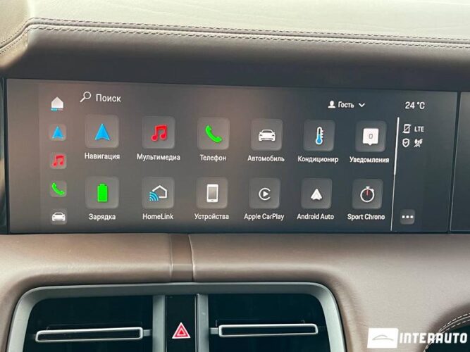 Porsche Taycan Turbo S 51 interauto-car