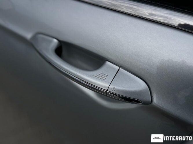 Ford Fusion 36 interauto-car