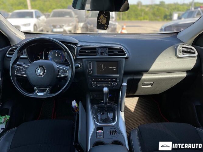 Renault Kadjar 37 interauto-car